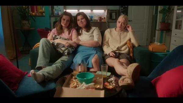 Анонс премьеры с Марком Эйдельштейном и финал "Ночного администратора" с Томом Хиддлстоном: кинодайджест месяца
Анонс премьеры с Марком Эйдельштейном и финал "Ночного администратора" с Томом Хиддлстоном: кинодайджест месяца