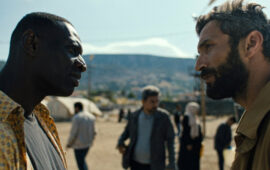 «Я был незнакомцем»: Рецензия Киноафиши