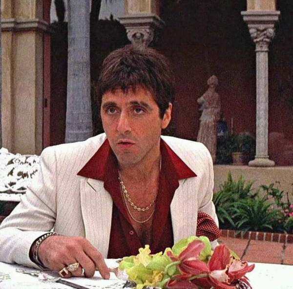 Если спросят &ndash; не знаешь меня, скажи: самые стильные криминальные авторитеты в кино