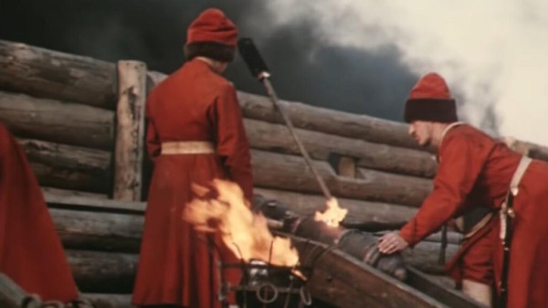 Работали в спешке, чтобы на два года положить на полку: Как снимали сериал &laquo;Россия молодая&raquo;