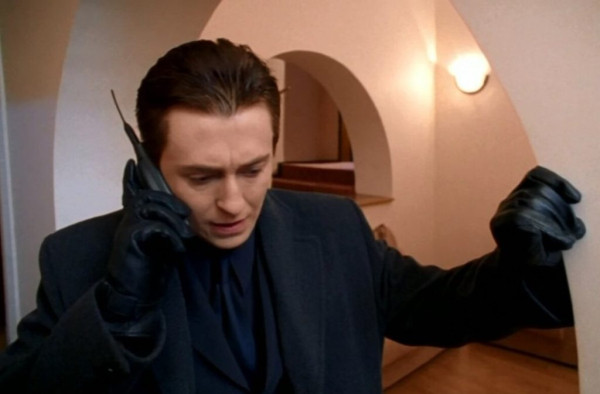 Если спросят &ndash; не знаешь меня, скажи: самые стильные криминальные авторитеты в кино