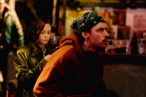 Хабенский, брянский панк-рок и личная история: из чего состоит фильм «Здесь был Юра» Хабенский, брянский панк-рок и личная история: из чего состоит фильм «Здесь был Юра»