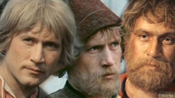 Работали в спешке, чтобы на два года положить на полку: Как снимали сериал &laquo;Россия молодая&raquo;