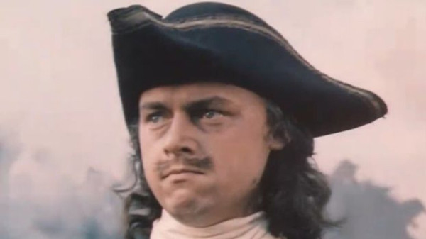 Работали в спешке, чтобы на два года положить на полку: Как снимали сериал &laquo;Россия молодая&raquo;