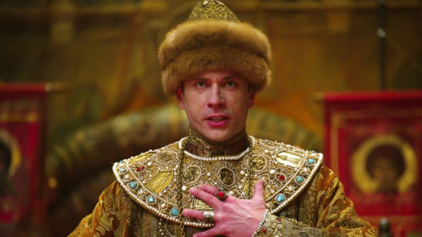 Окончил ПТУ, работал на заводе, похоронил близкого человека: испытания Александра Горбатова Окончил ПТУ, работал на заводе, похоронил близкого человека: испытания Александра Горбатова