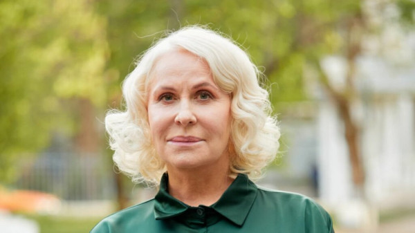 Разводы, страшный грех и долгожданный сын: что случилось с актрисой Мариной Куделинской