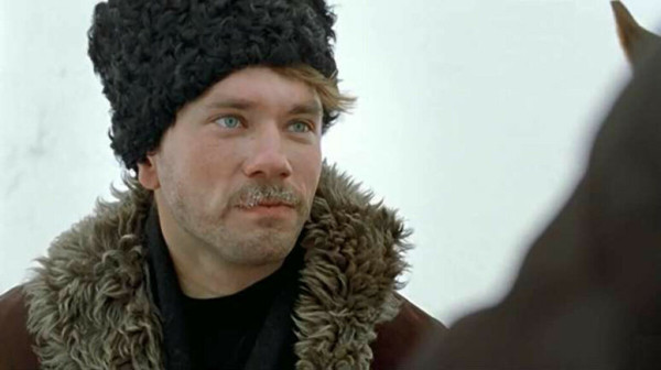 Окончил ПТУ, работал на заводе, похоронил близкого человека: испытания Александра Горбатова Окончил ПТУ, работал на заводе, похоронил близкого человека: испытания Александра Горбатова