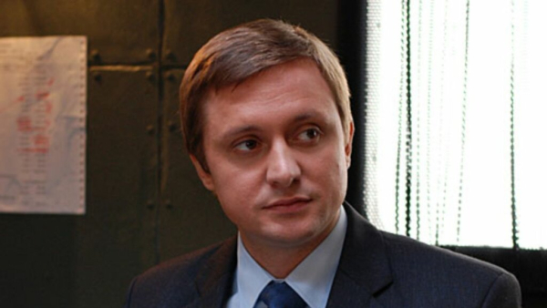 Обида на отца Никиту Михалкова, две жены, четверо детей и внук: как живет Артем Михалков