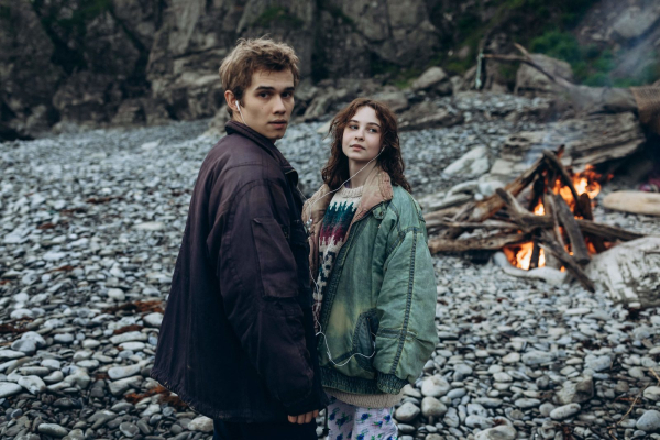 &laquo;Большая земля&raquo; &mdash; семейное несчастье средь готических скал