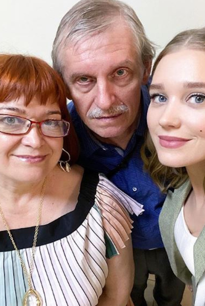 Бедное детство, обида на родителей и скандальный развод с Гариком Харламовым: как живет Кристина Асмус